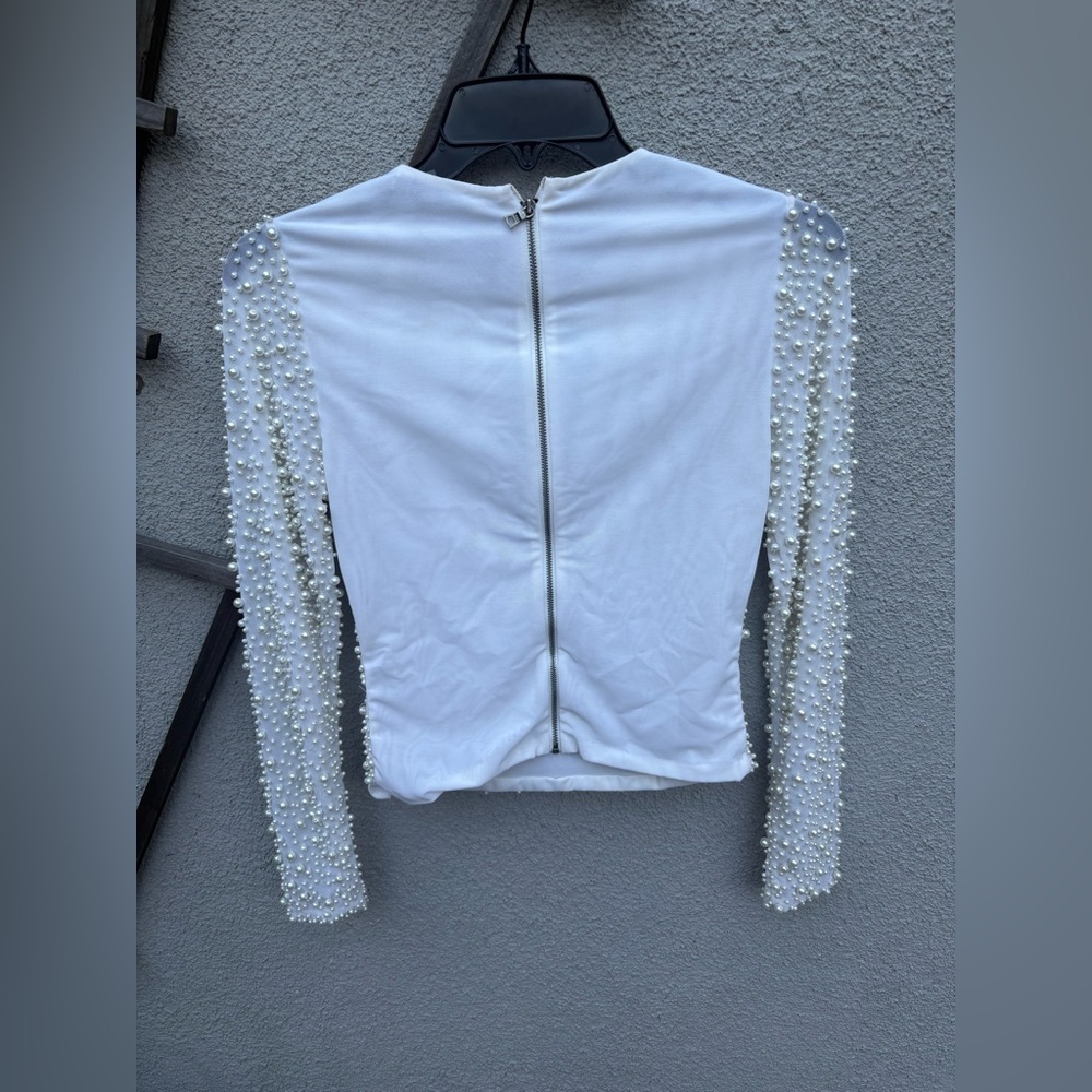 Alice + Olivia Delaina Pearl Embellished Crop Top - Picture 9 of 9